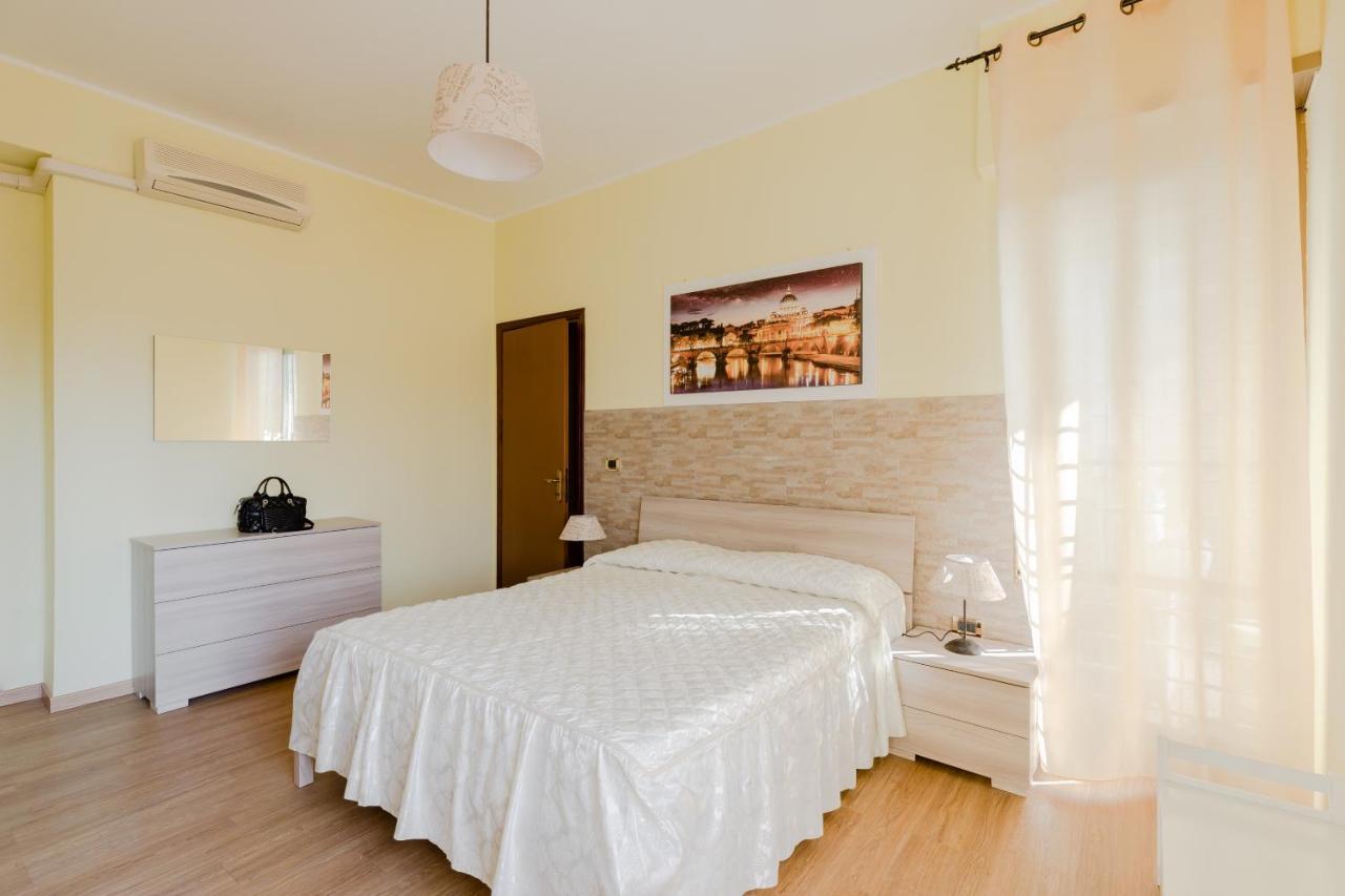 Le Rondini Apartment, 5 Persone, 2 Balconi, Policlinico Tor Vergata E Casilino 罗马 外观 照片