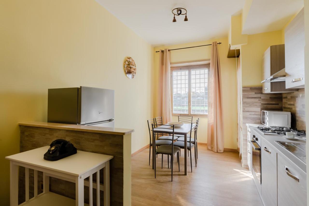 Le Rondini Apartment, 5 Persone, 2 Balconi, Policlinico Tor Vergata E Casilino 罗马 外观 照片